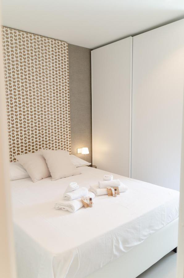 Apulialux Seaview Prestige Apt / Jacuzzi + Parking Apartment Полиняно а Маре Екстериор снимка